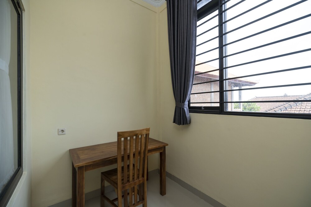 Griya Hita by OYO Rooms