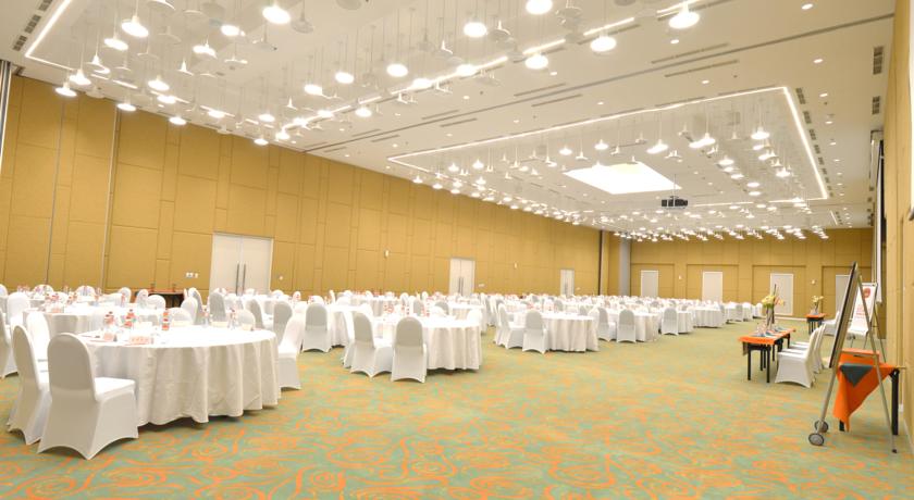 HARRIS Hotel & Conventions Denpasar Bali