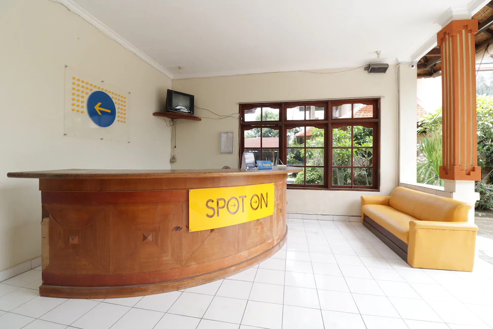 Hotel Aget Jaya Ii by OYO Rooms