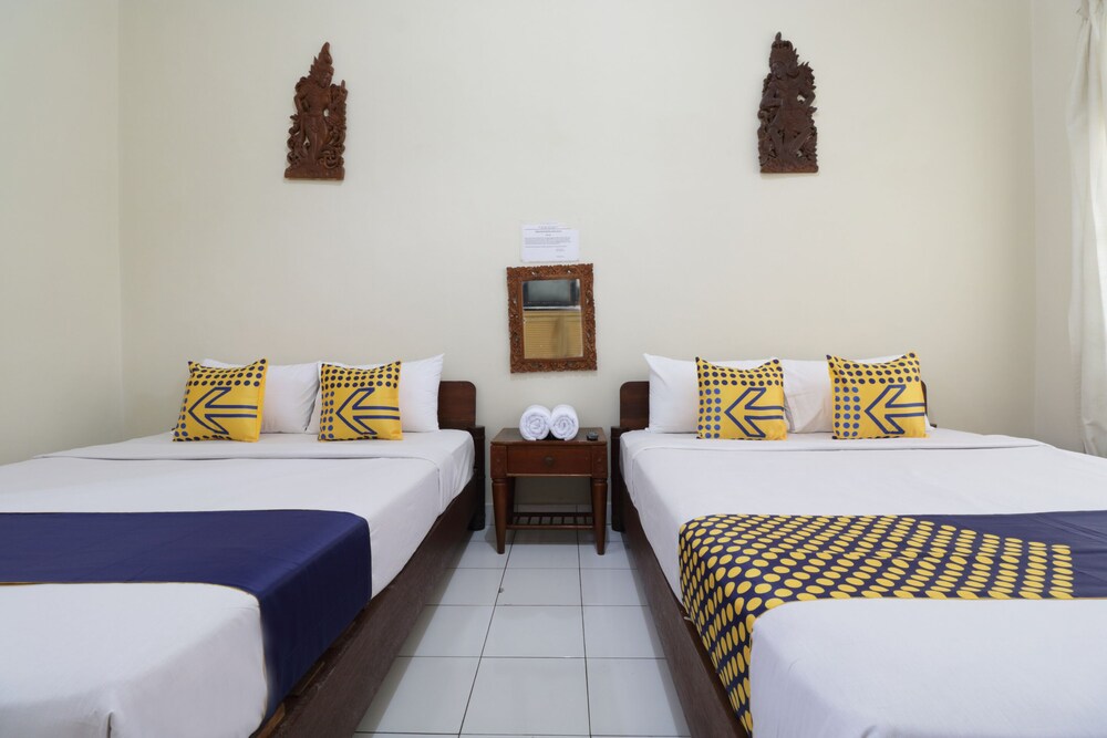 Hotel Aget Jaya Ii by OYO Rooms