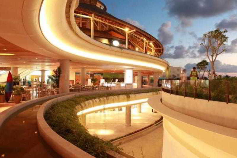 Super OYO 3261 Hotel Ratu