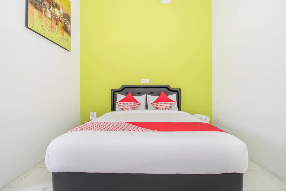 Hotel Taman Wirama by OYO Rooms