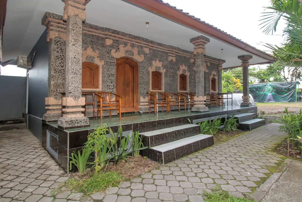 Hotel Taman Wirama by OYO Rooms