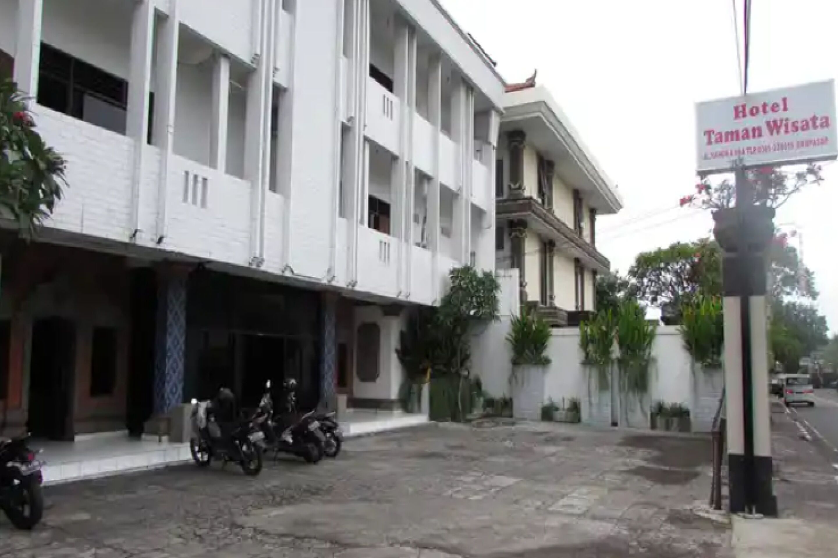Hotel Taman Wisata By OYO
