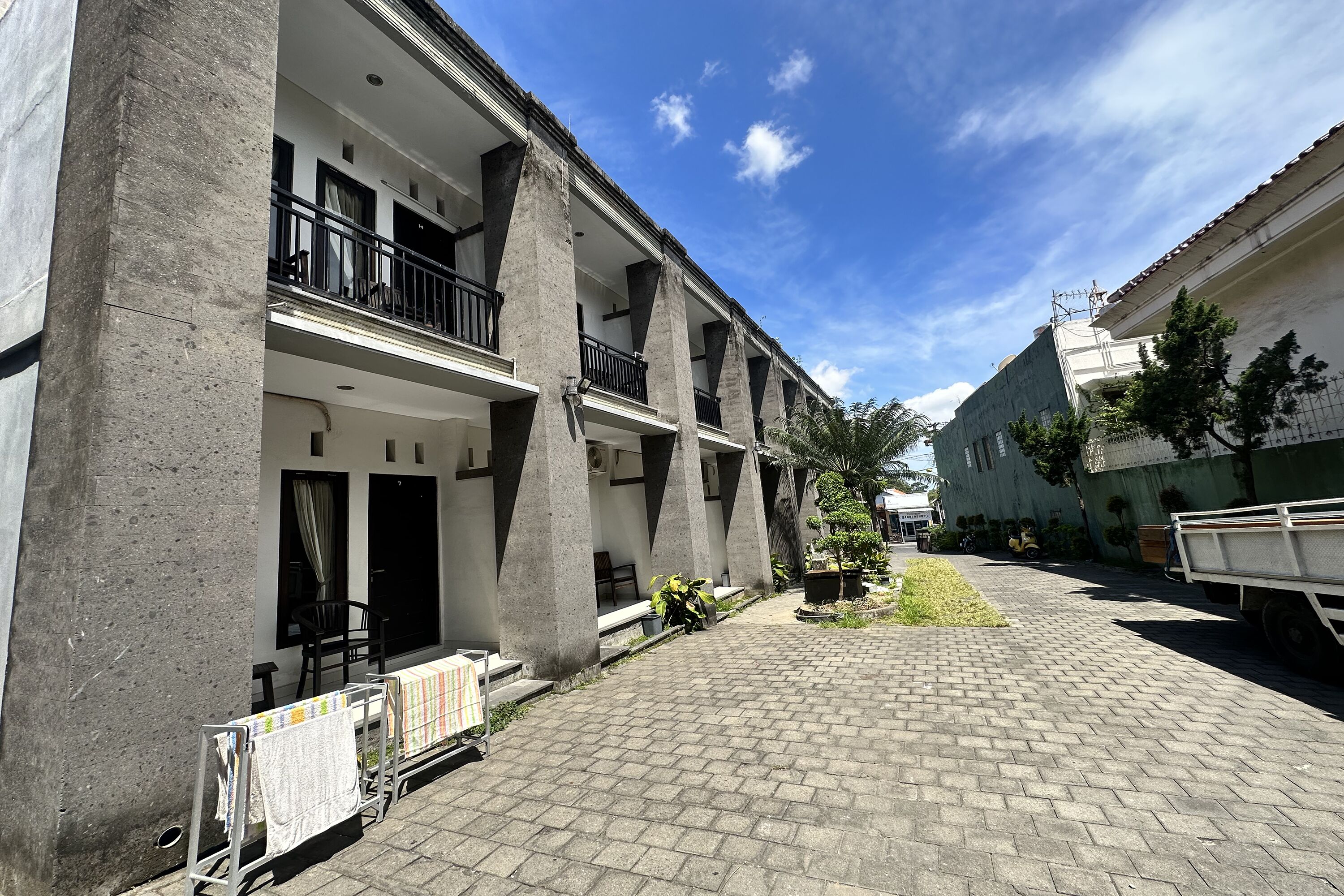 Hotel Warta Sari