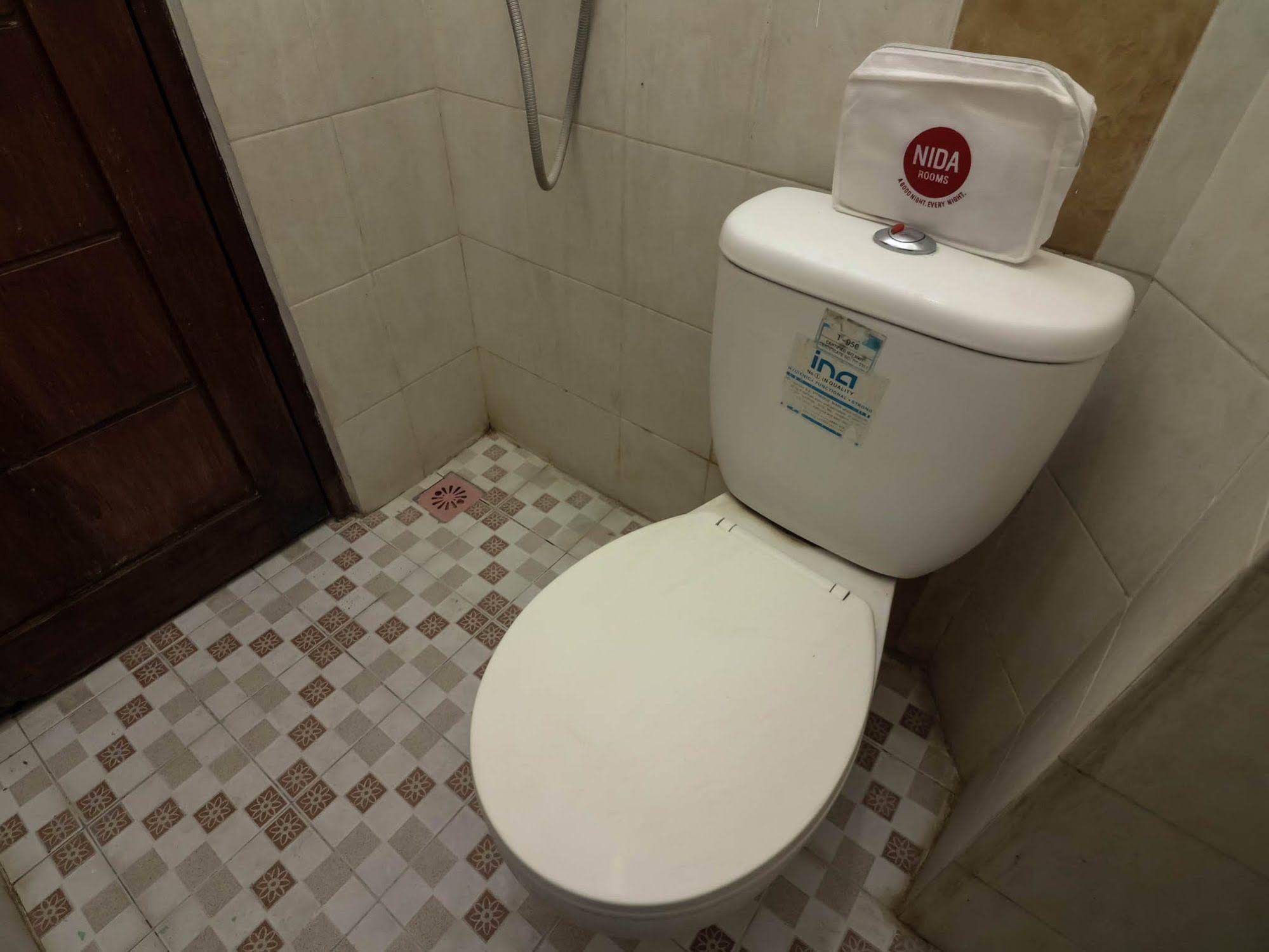 Super OYO 91495 Hotel Indah Residence