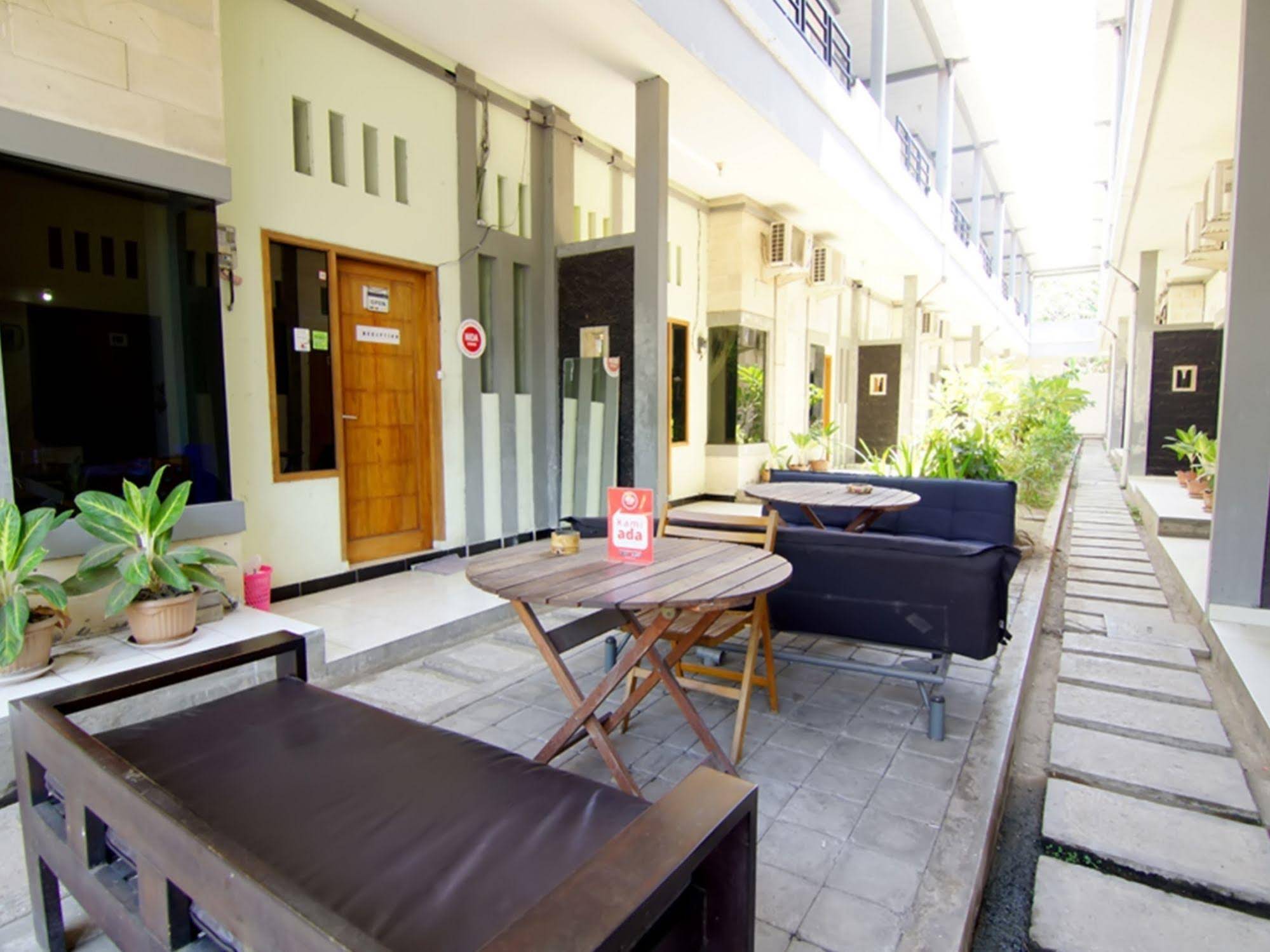 Super OYO 91495 Hotel Indah Residence