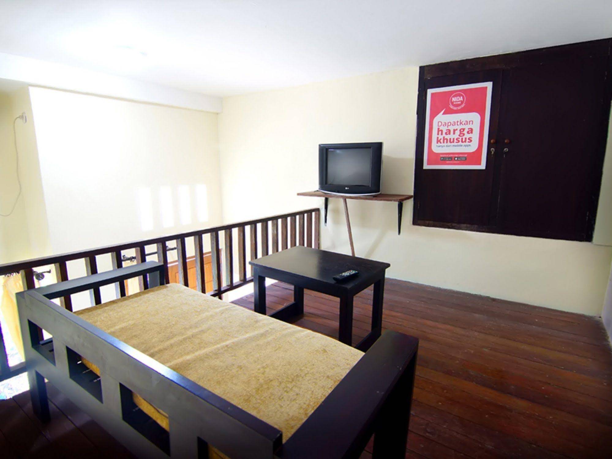 Super OYO 91495 Hotel Indah Residence