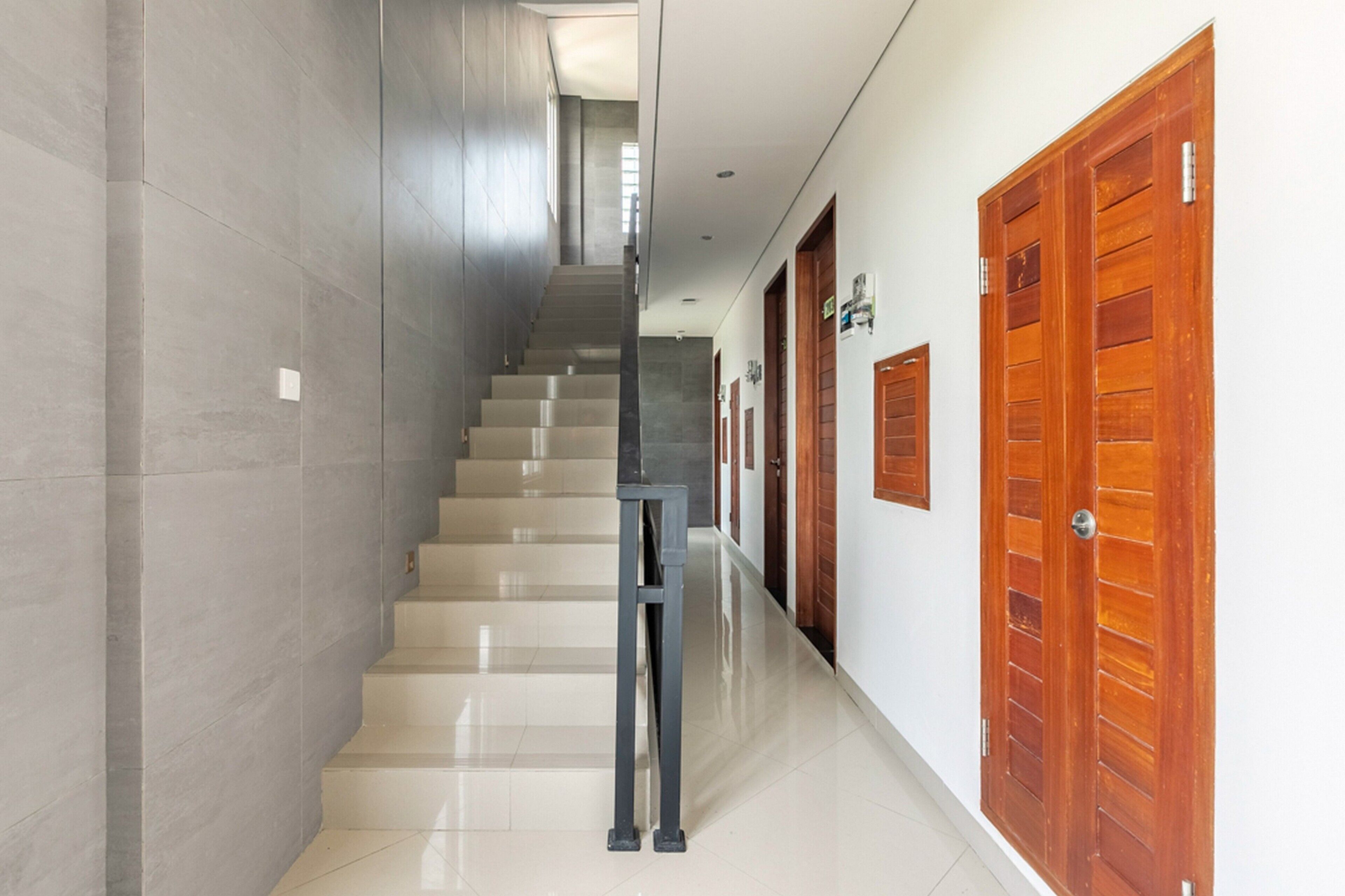 Indraprastha Residence by RedDoorz