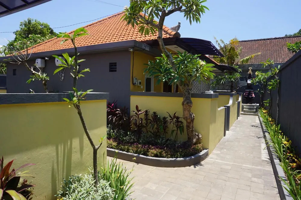Kubu Karang HomeStay