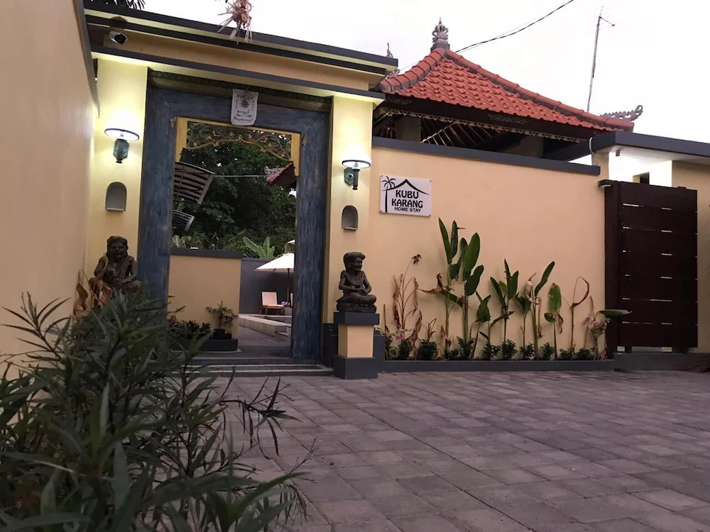 Kubu Karang HomeStay