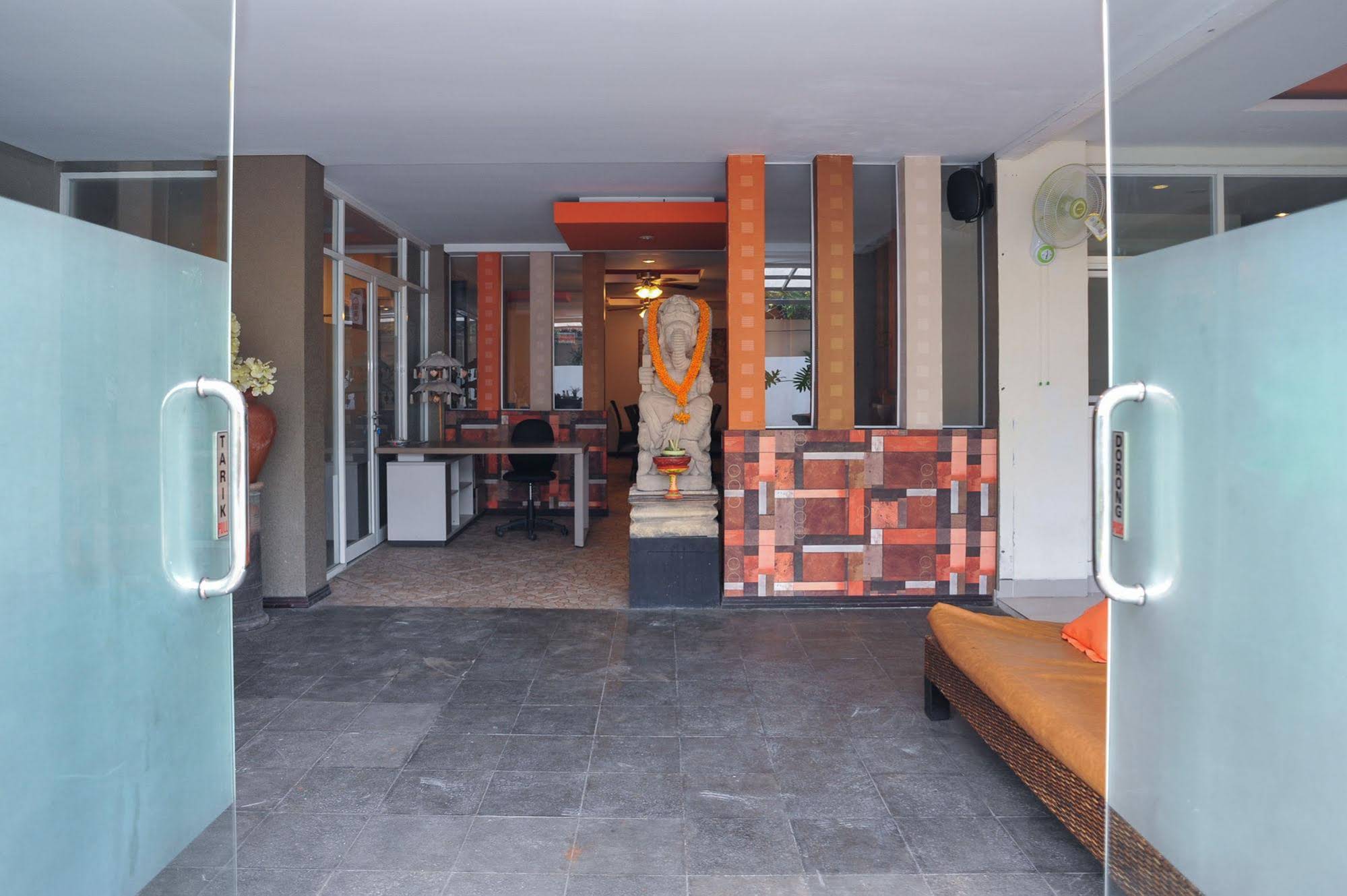 Mahatma Residence by Airyrooms