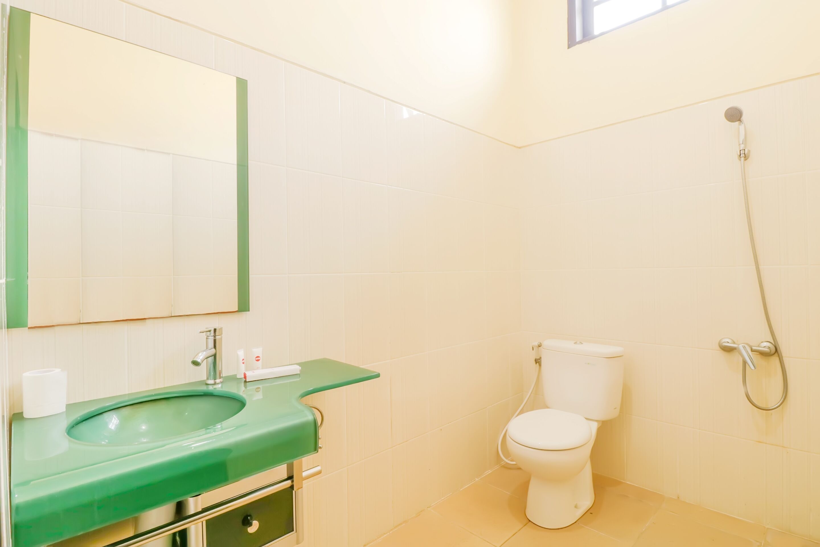Marina Suite Apartment Bali by OYO Rooms
