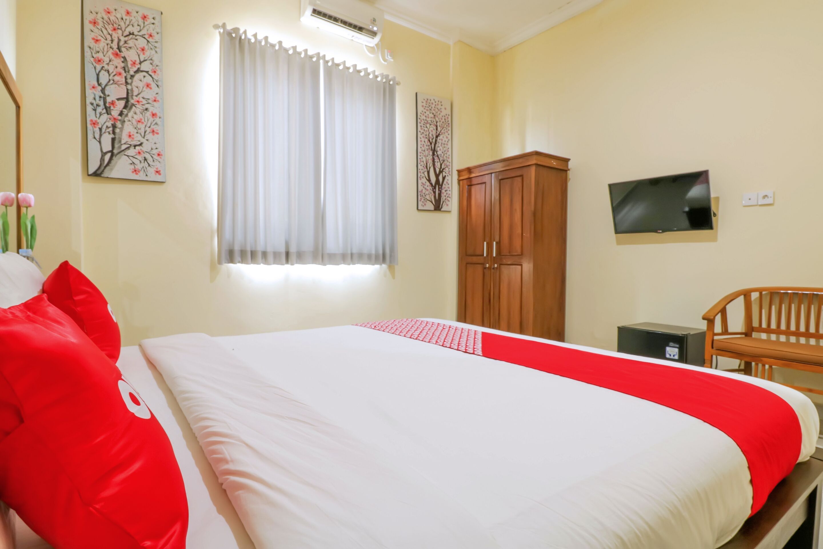 Marina Suite Apartment Bali by OYO Rooms