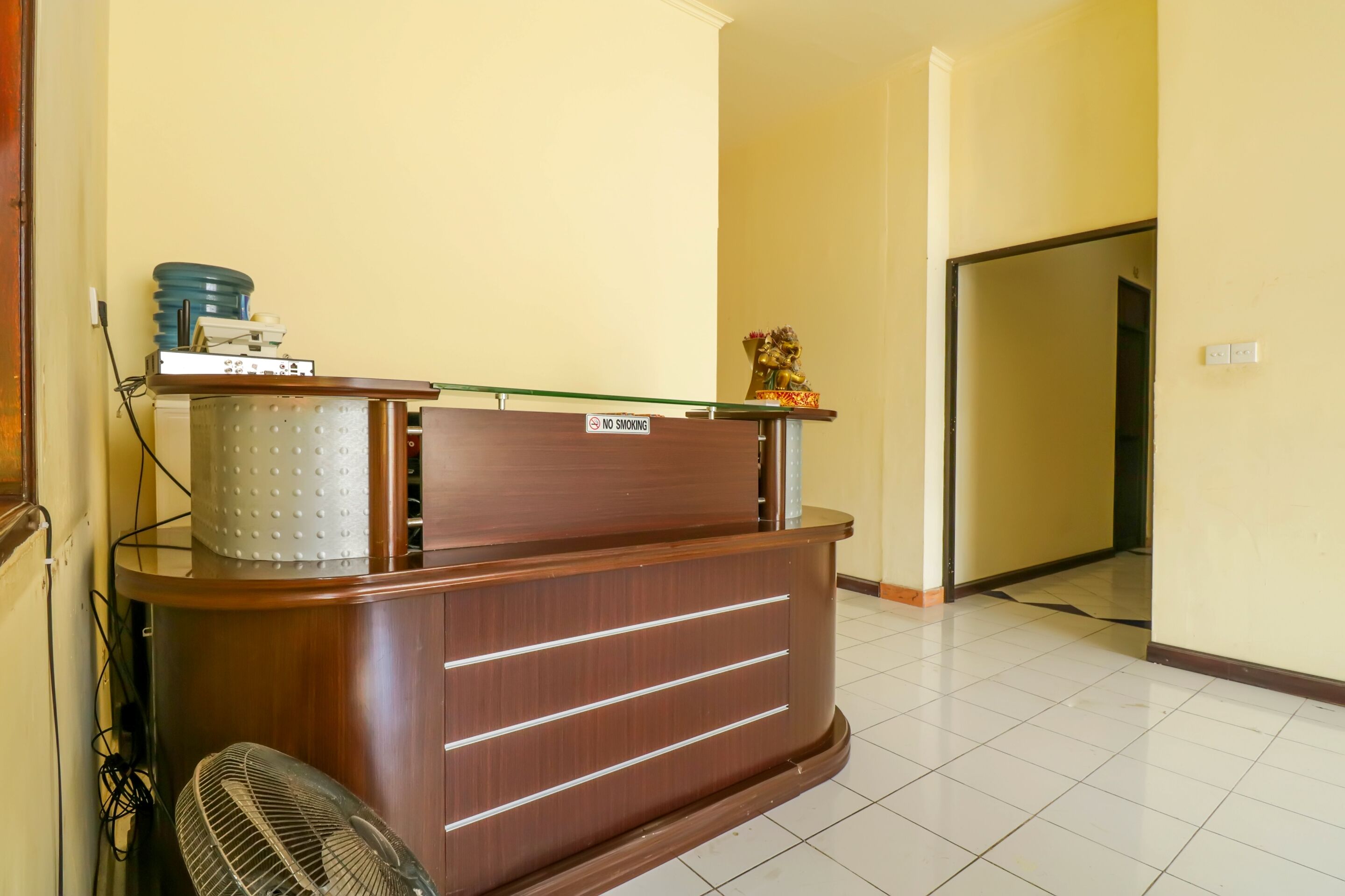 Marina Suite Apartment Bali by OYO Rooms
