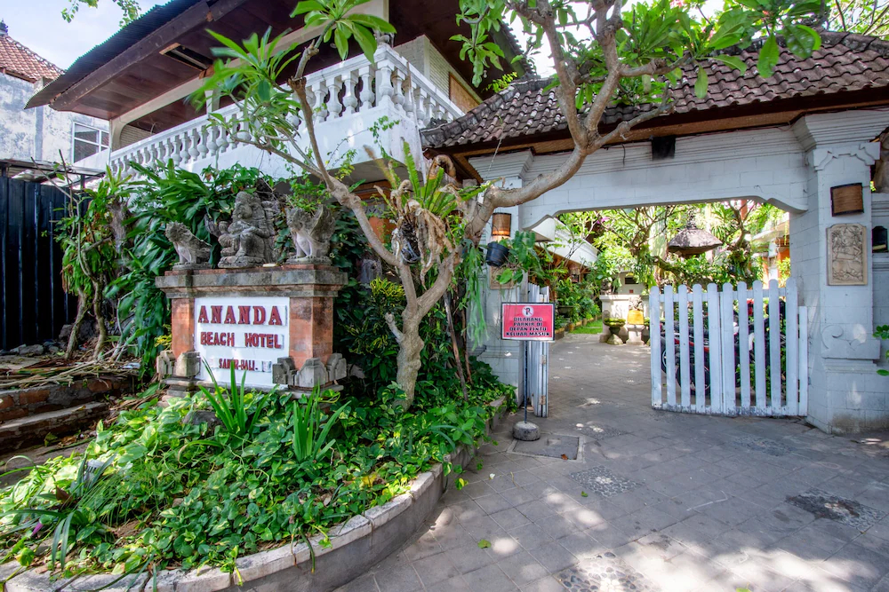 New Ananda Beach Hotel
