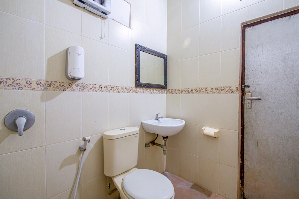 New Ananda Beach Hotel