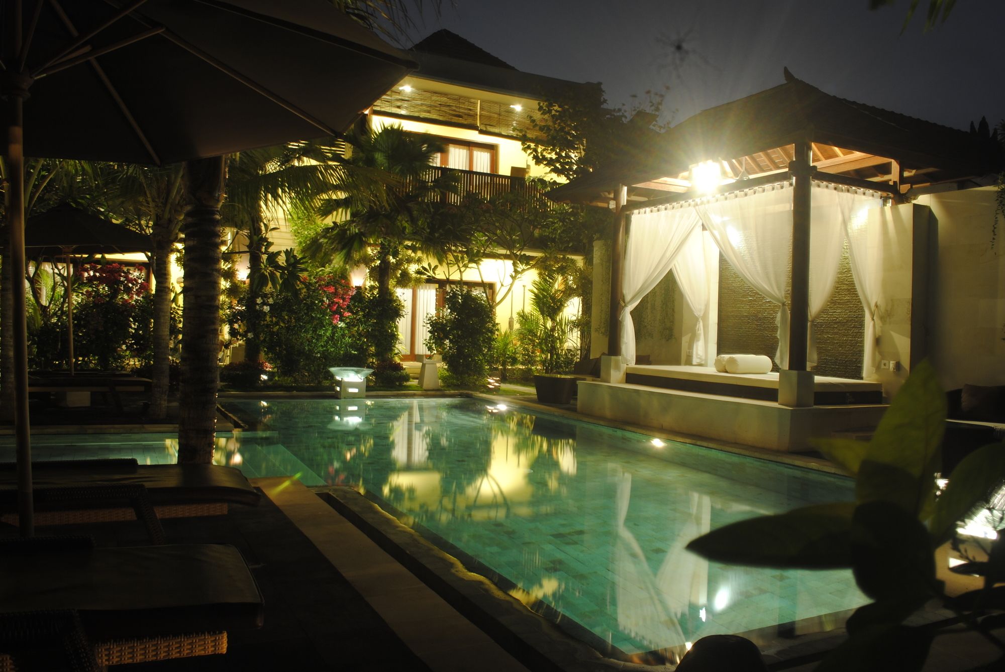 Nike Villas