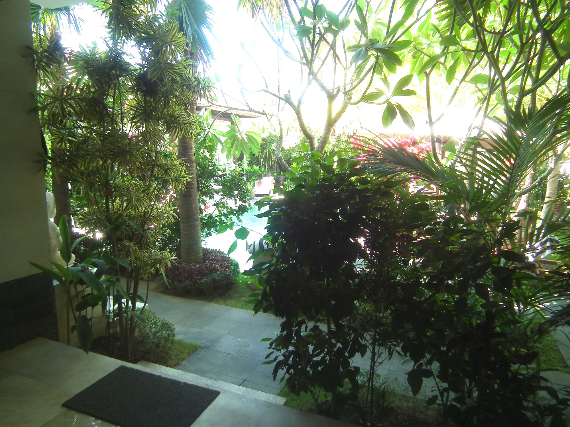 Nike Villas