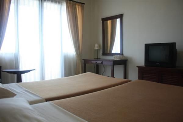 Nirwana Suites