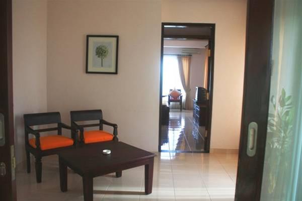 Nirwana Suites