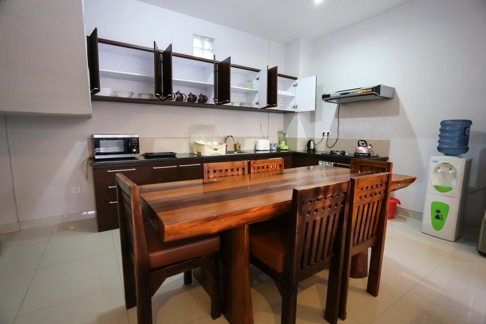 Nyoman Villa