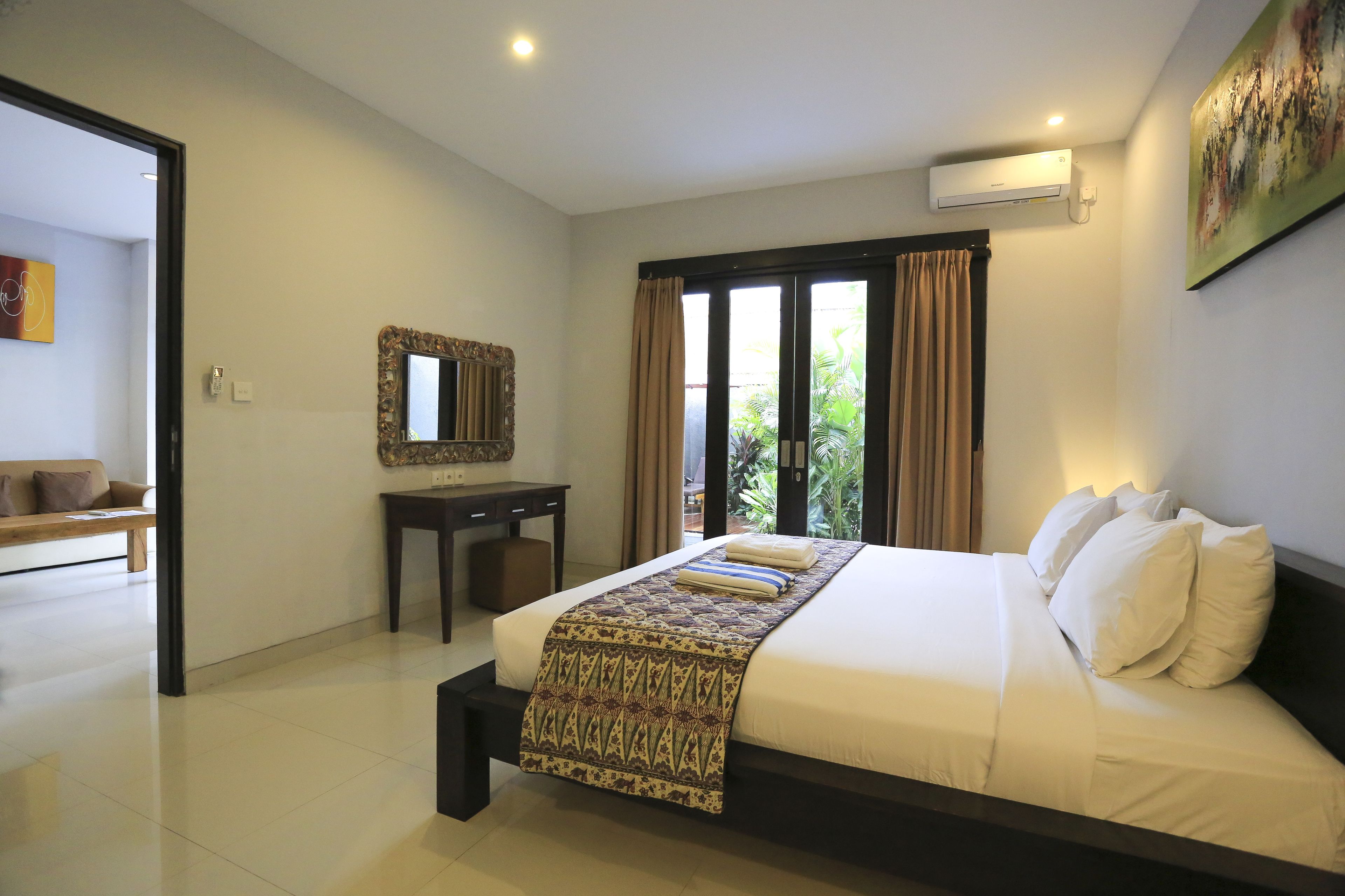 Nyoman Villa