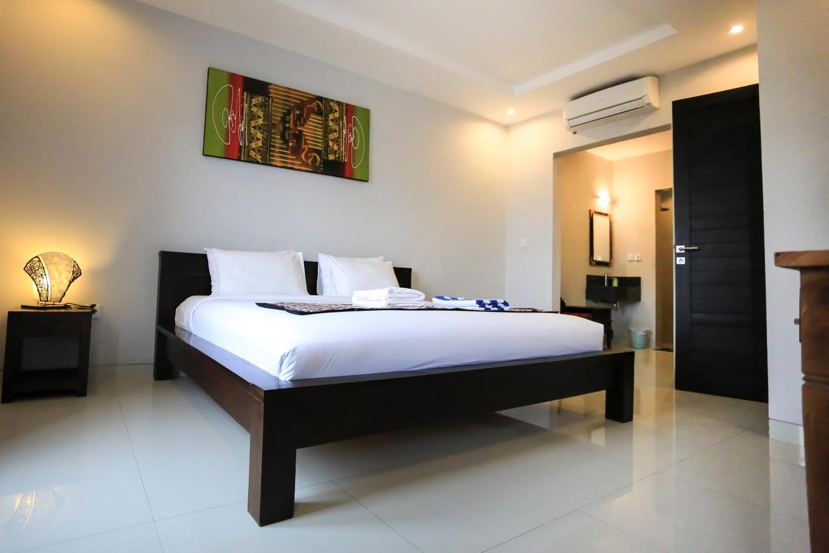 Nyoman Villa