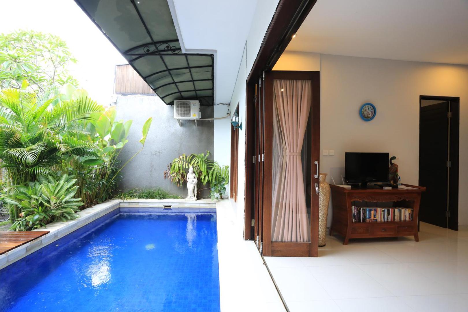 Nyoman Villa