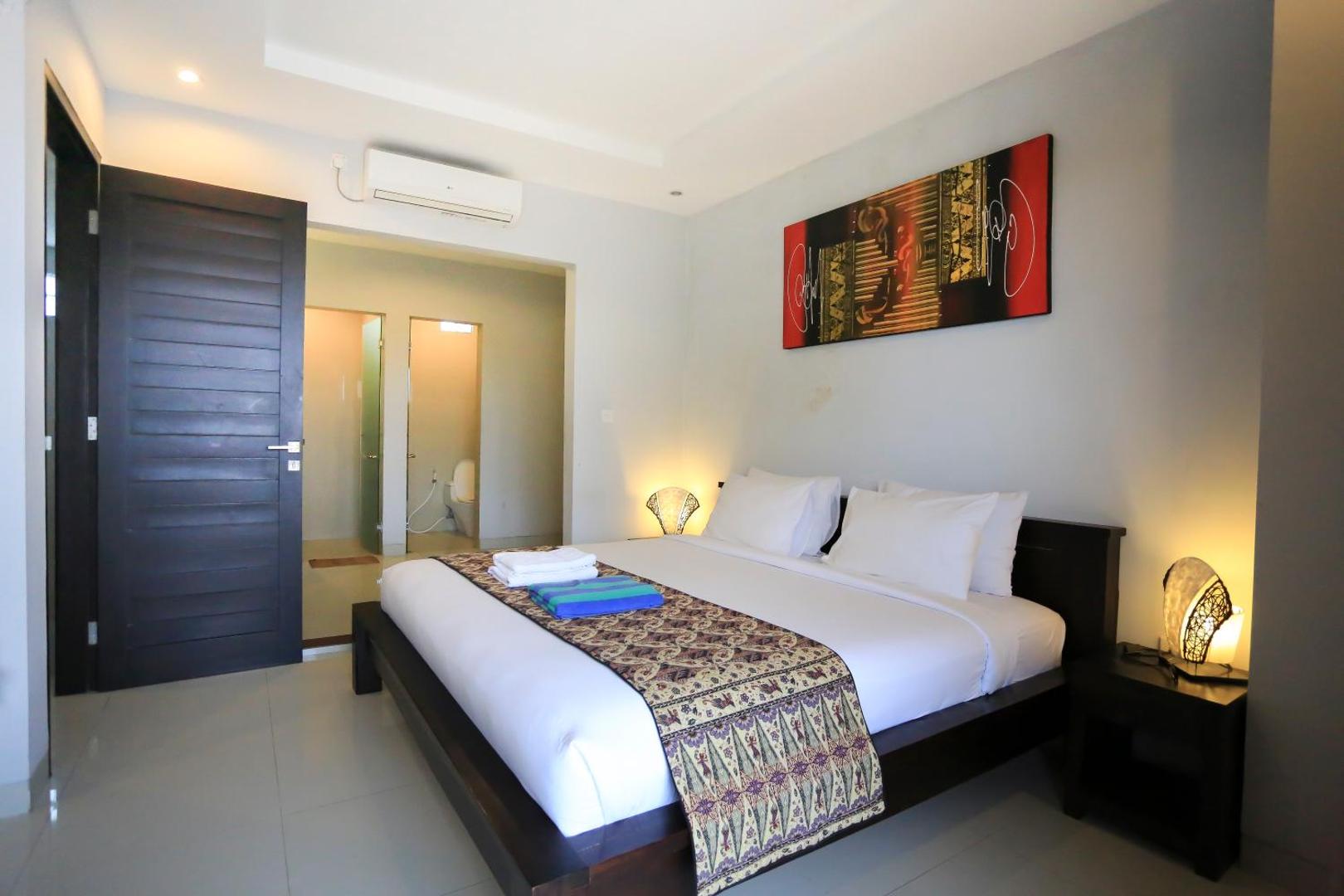Nyoman Villa