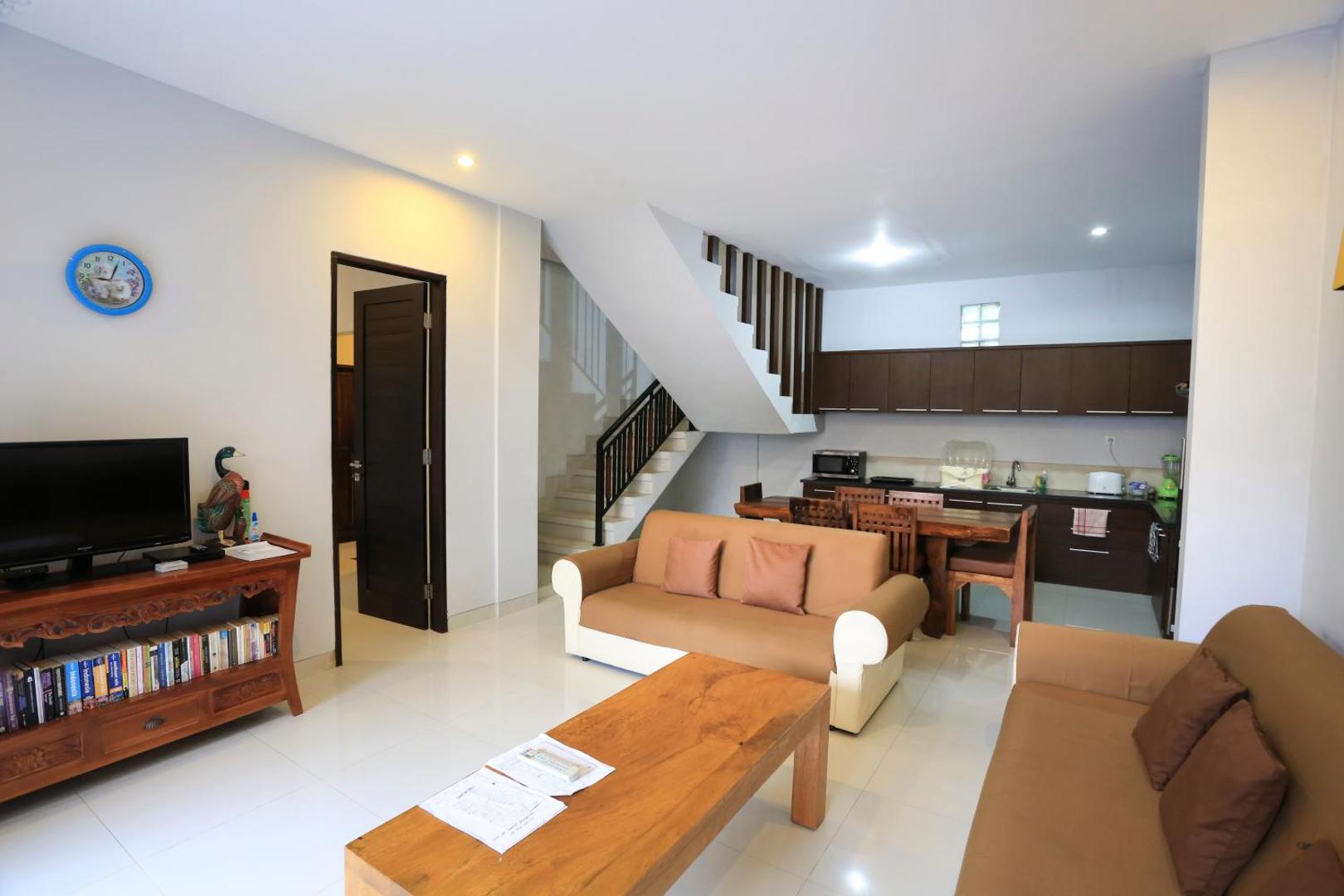 Nyoman Villa