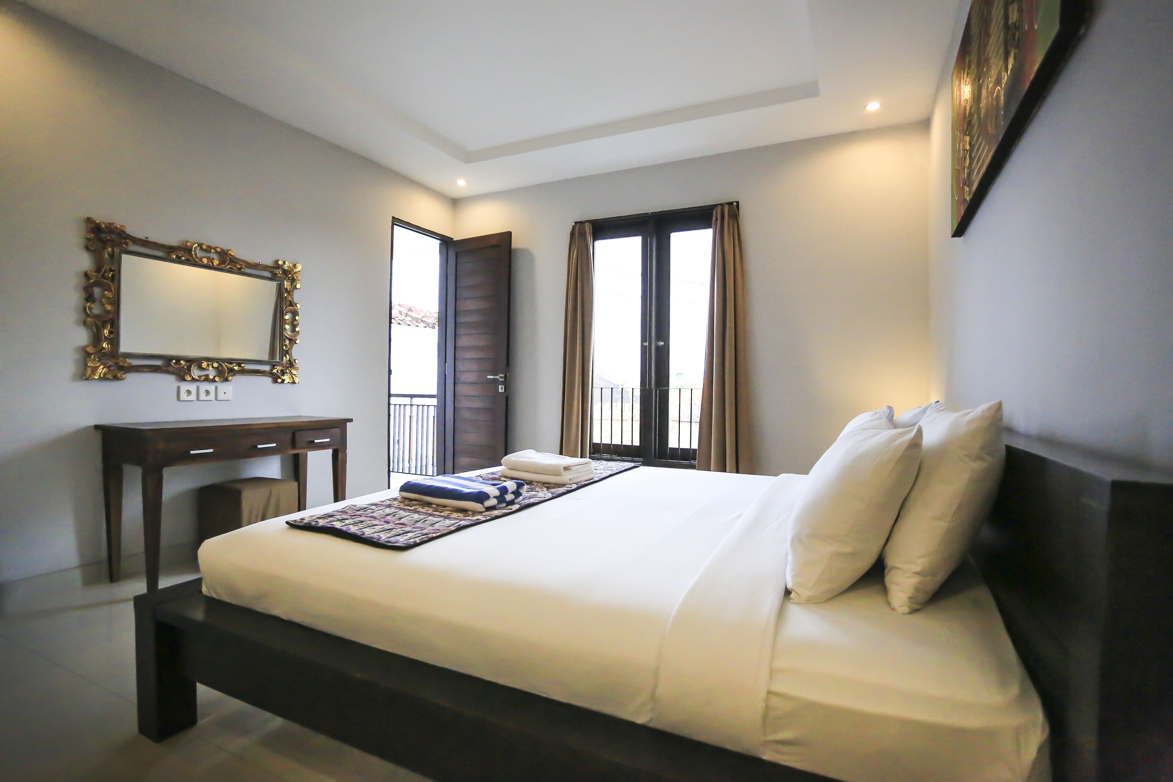 Nyoman Villa