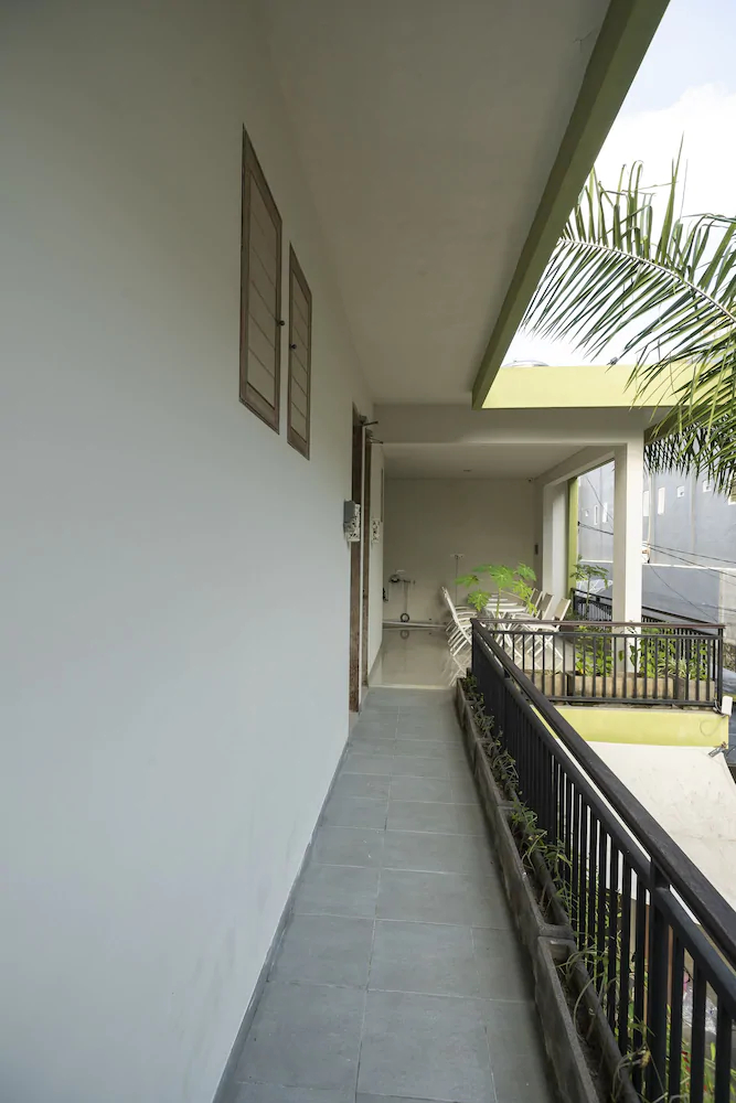 Olivia Inn by OYO Rooms