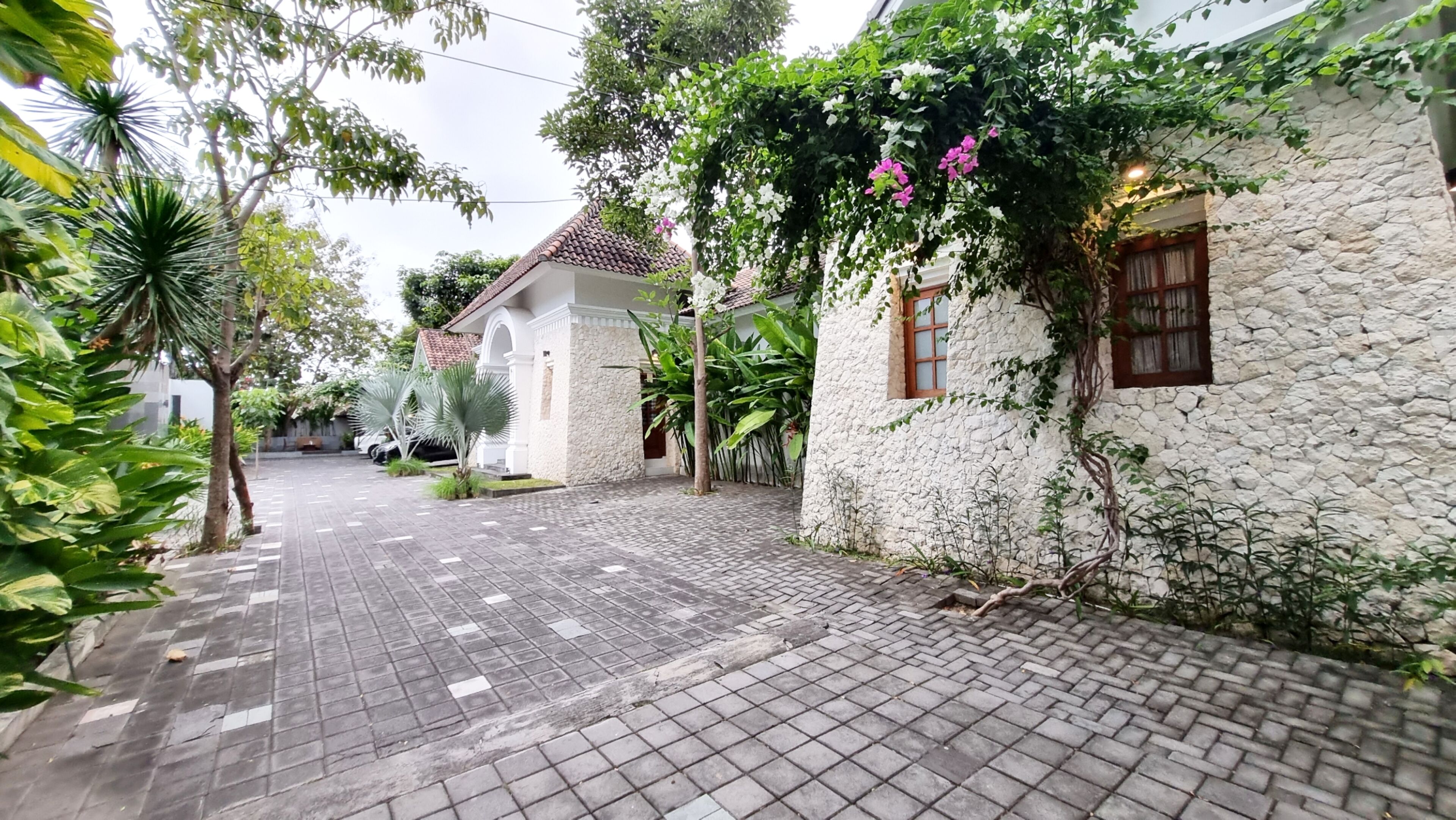 Omatha Village