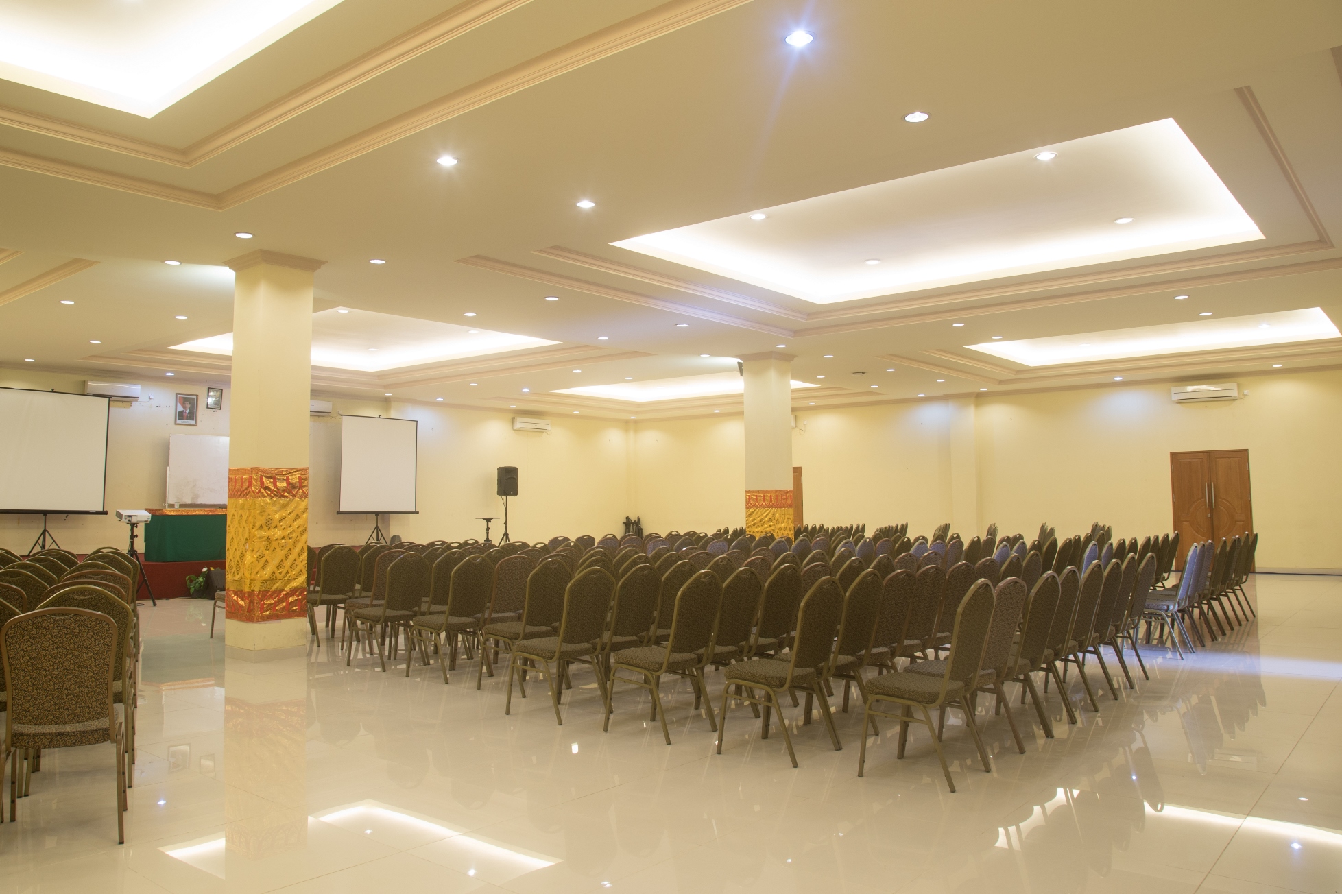 Hotel Oranjje