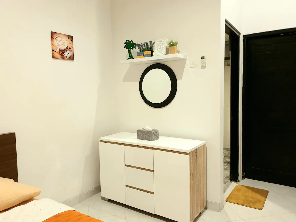 Piliau Residence