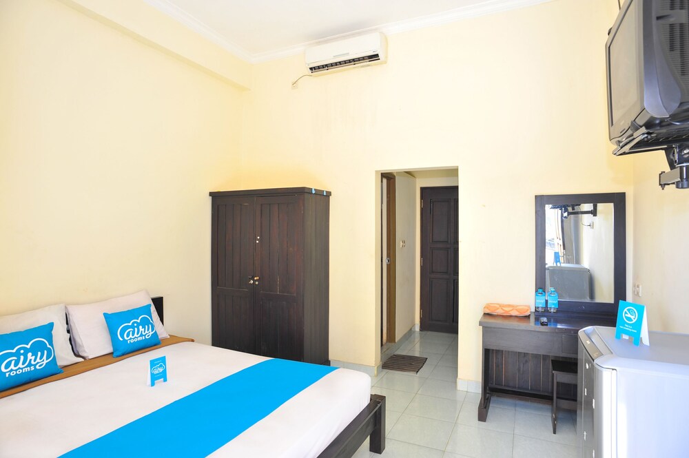 Pondok Taman 828 by Airy