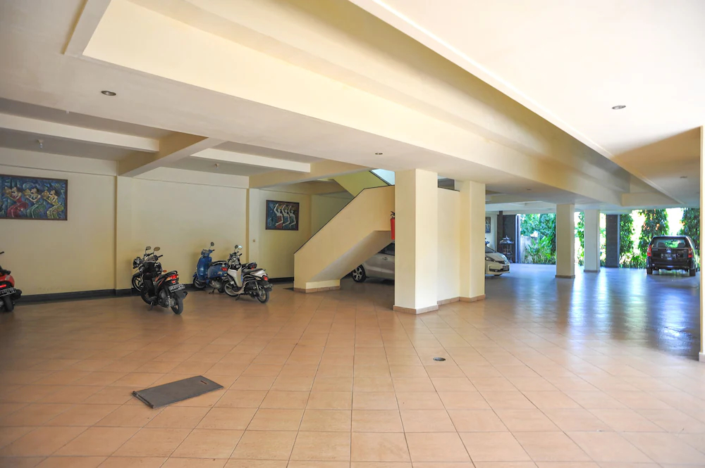 Pondok Taman 828 by Airy