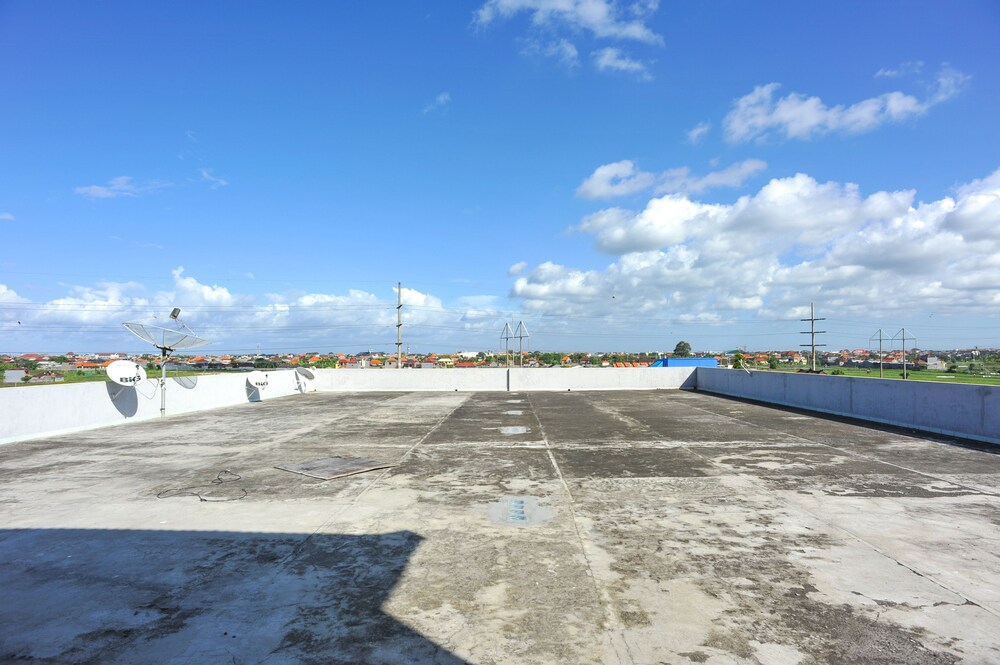 Pondok Taman 828 by Airy