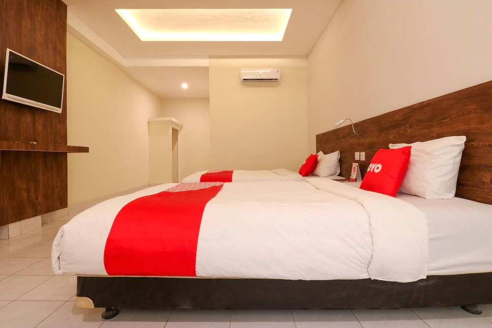 Pulau Bali Hotel by OYO