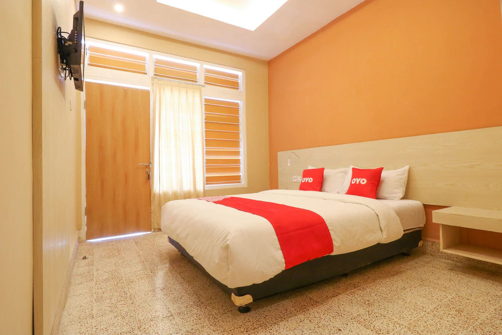 Pulau Bali Hotel by OYO