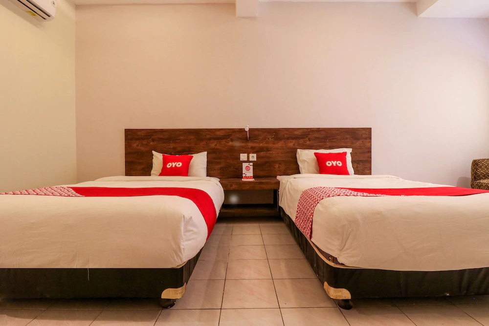 Pulau Bali Hotel by OYO