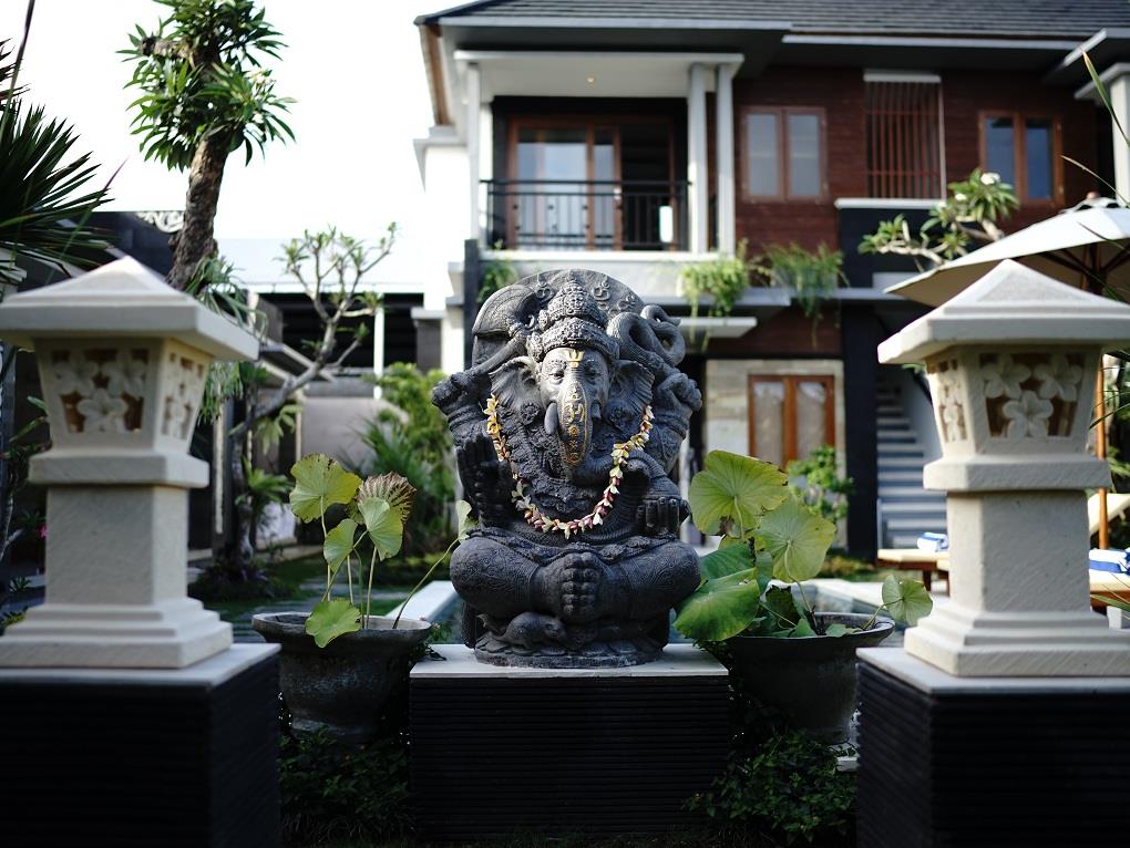 Raj Sindhu Sanur
