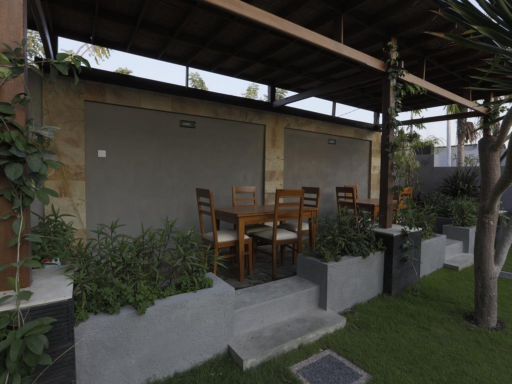 Raj Sindhu Sanur