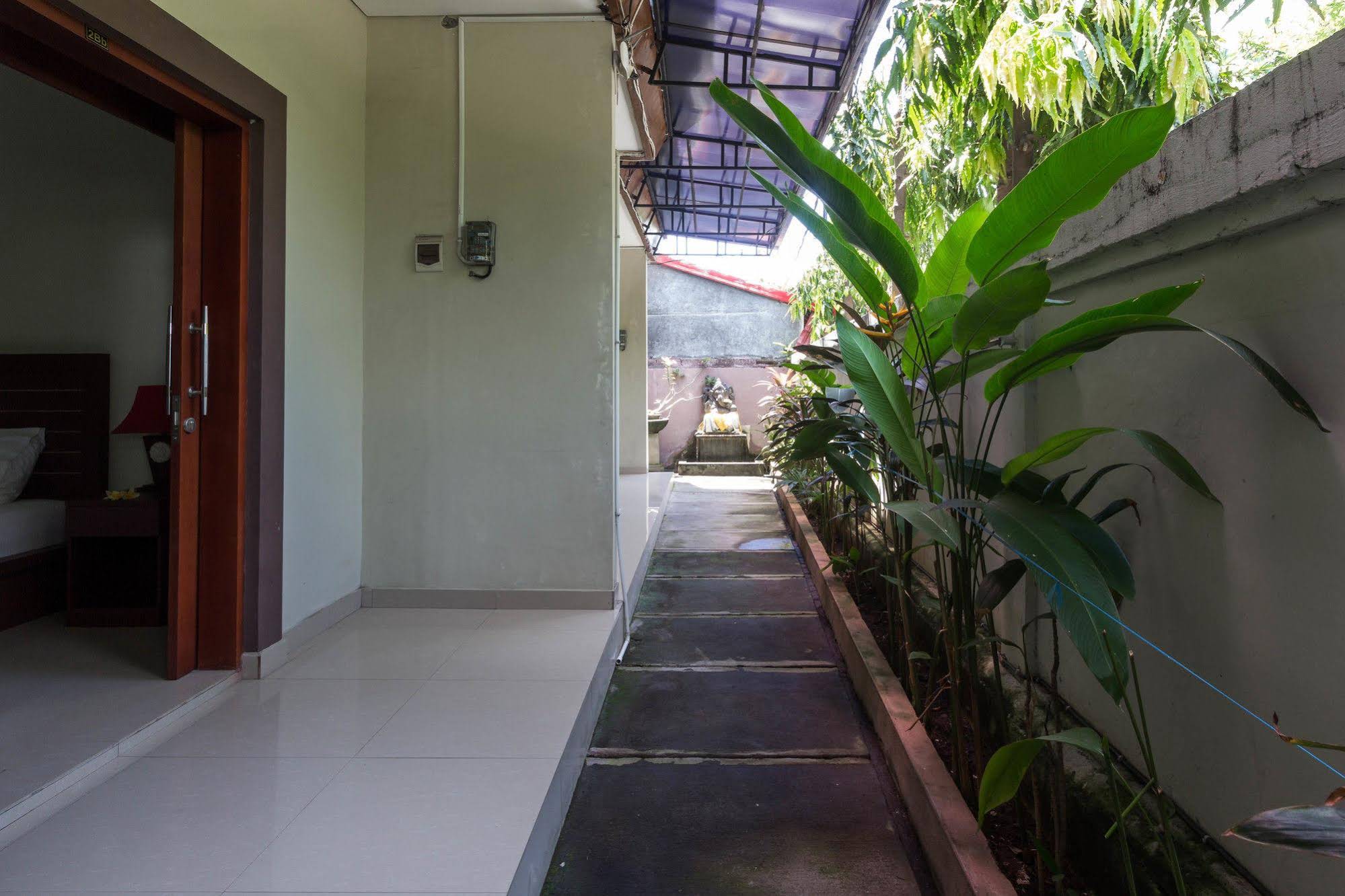 Abian Agung Prasta Hotel By RedDoorz