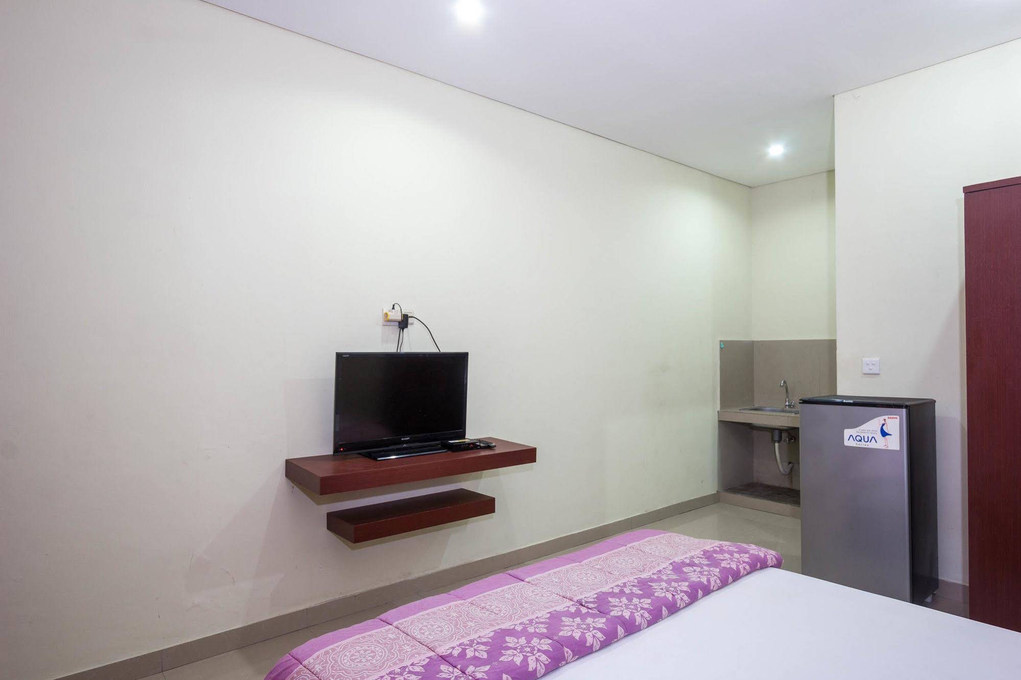 Abian Agung Prasta Hotel By RedDoorz