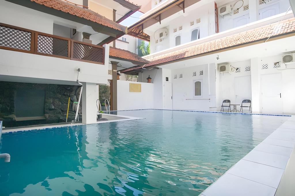 RedDoorz @ Jalan Gatot Subroto Denpasar