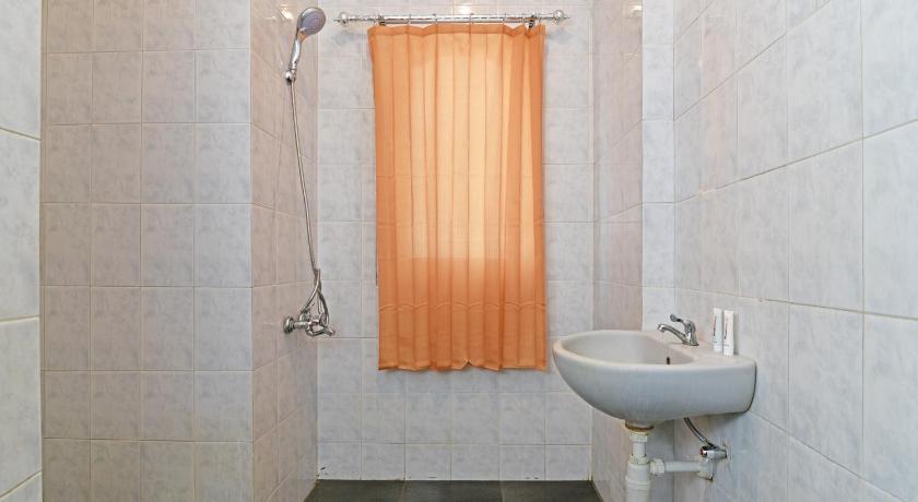 RedDoorz @ Jalan Gatot Subroto Denpasar