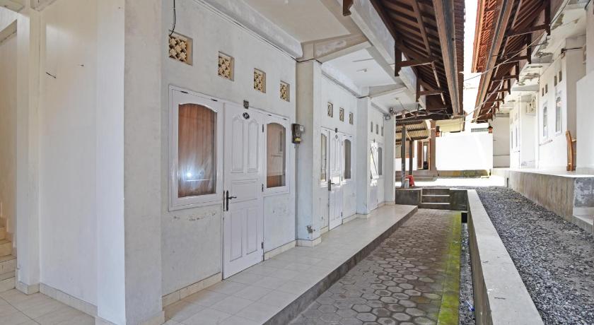 RedDoorz @ Jalan Gatot Subroto Denpasar