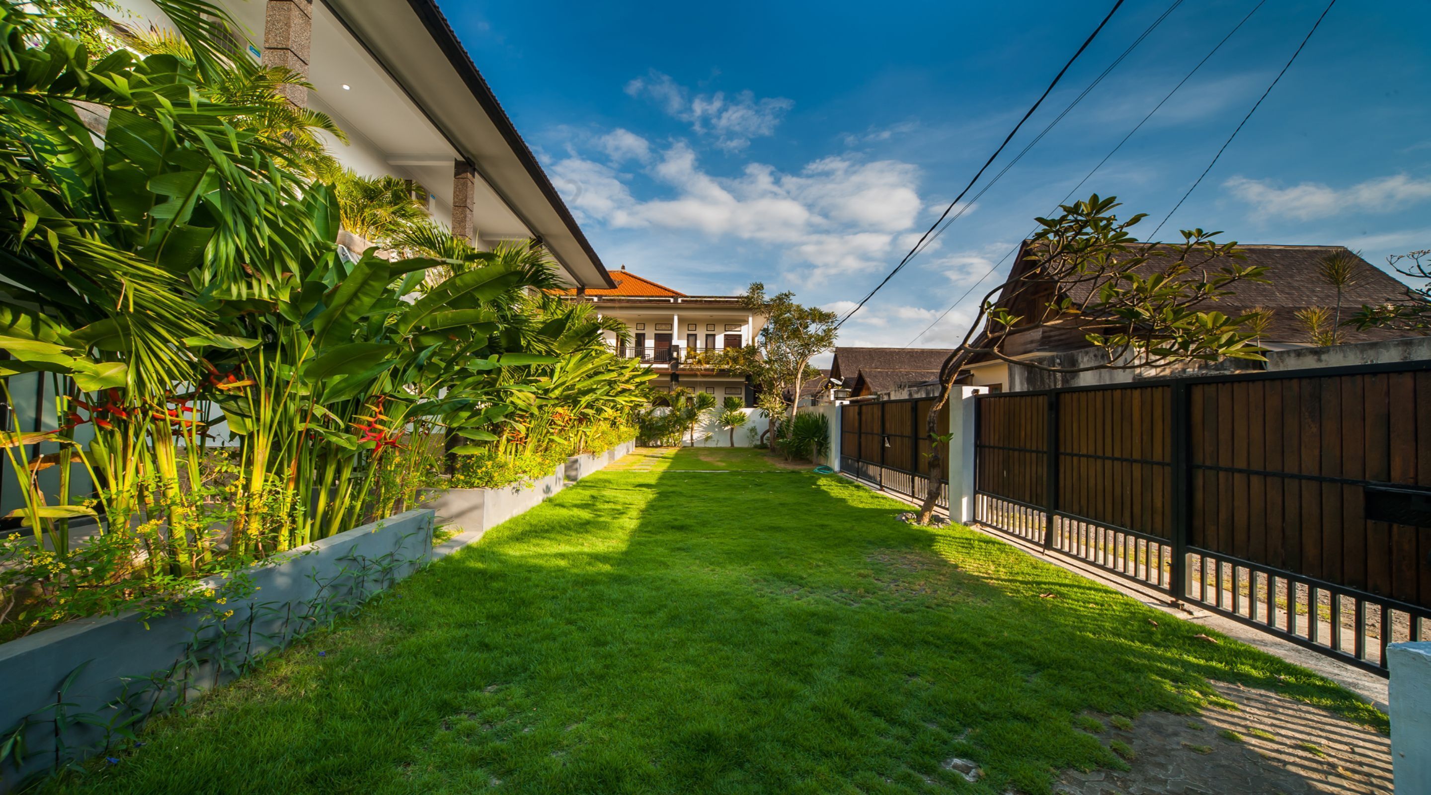 Rise Apartment Sanur